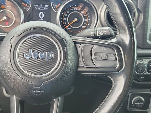 Used 2022 Jeep Wrangler Unlimited Sport AWD/4WD image 19