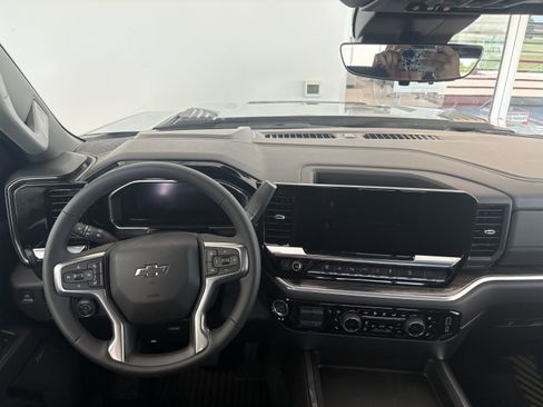 New 2026 Chevrolet Silverado 3500 LTZ w/ LTZ Plus Package AWD/4WD image 3
