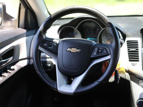 Used 2014 Chevrolet Cruze LT FWD image 27