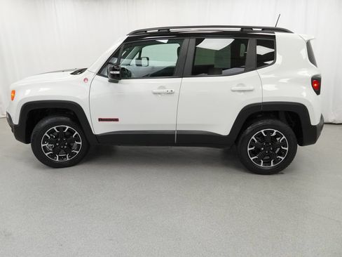 Certified 2023 Jeep Renegade Trailhawk AWD/4WD image 15