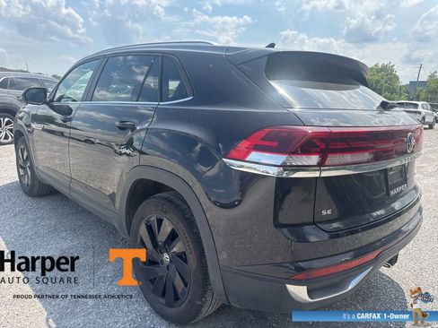 Used 2025 Volkswagen Atlas Cross Sport SE w/ Panoramic Sunroof Package AWD/4WD image 3
