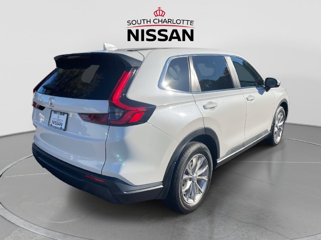 Used 2025 Honda CR-V EX image 6