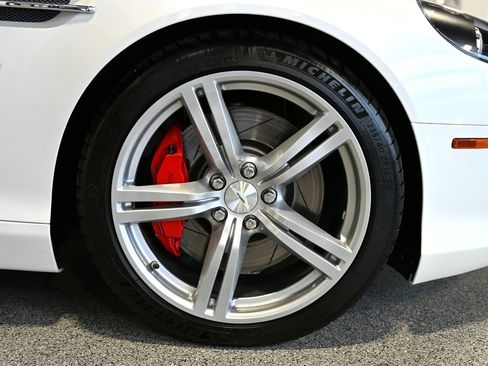 Used 2009 Aston Martin DB9 Coupe RWD image 21
