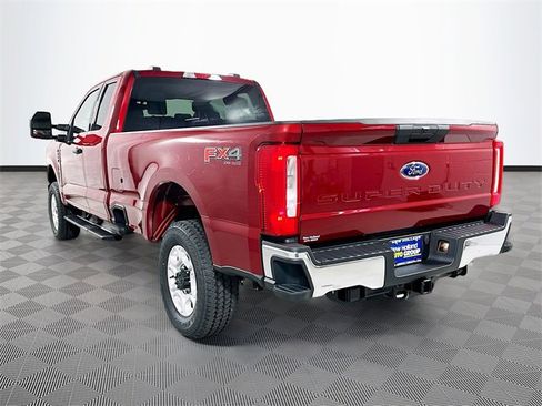 New 2026 Ford F250 XLT w/ FX4 Off-Road Package image 22