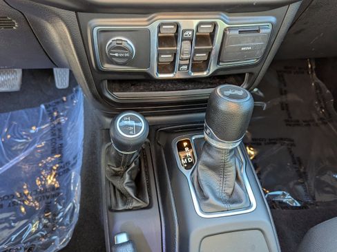 Certified 2023 Jeep Wrangler Sport S w/ Sun And Sound Package image 23