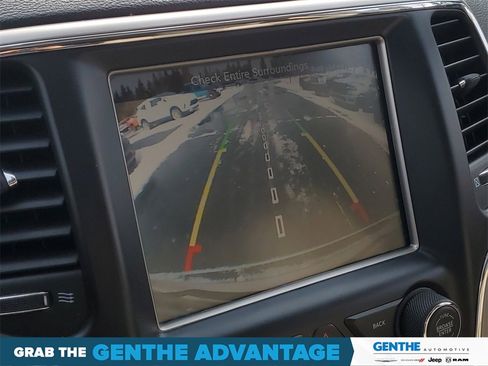 Used 2014 Jeep Grand Cherokee Limited w/ Trailer Tow Group IV image 19