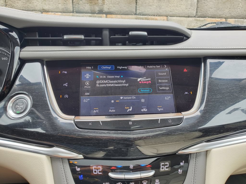Used 2021 Cadillac XT6 Premium Luxury AWD/4WD image 27