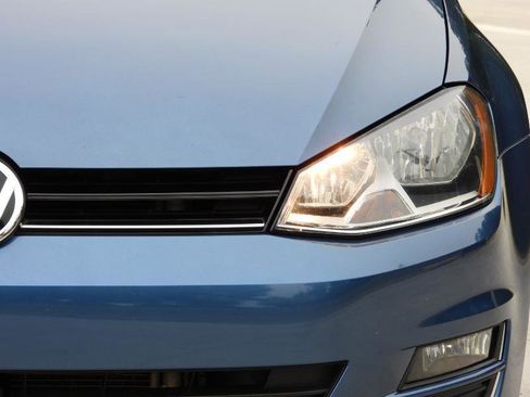Used 2017 Volkswagen Golf SEL FWD image 32