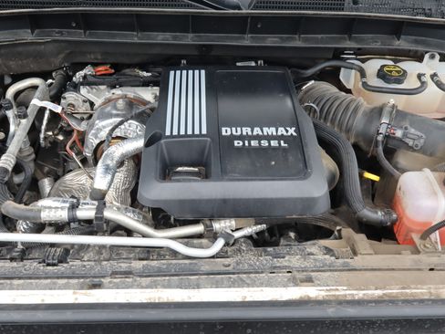 Used 2025 GMC Sierra 1500 Denali AWD/4WD image 16