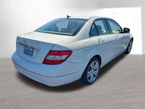 Used 2009 Mercedes-Benz C 300 Sedan image 13