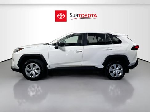 Used 2025 Toyota RAV4 LE FWD image 7