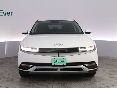 Used 2024 Hyundai Ioniq 5 SEL RWD image 12