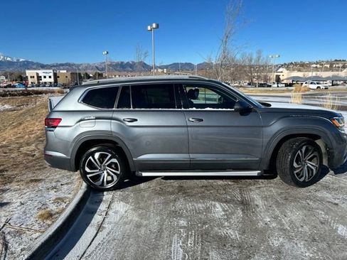 Used 2021 Volkswagen Atlas SEL Premium image 9