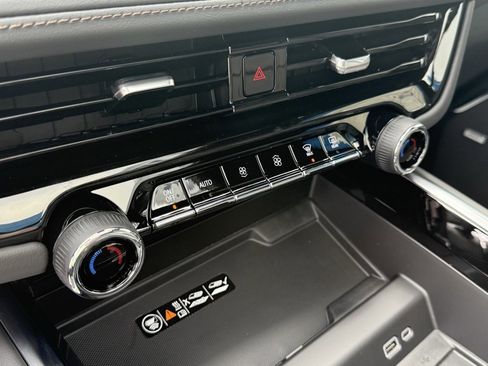 New 2026 Chevrolet Tahoe High Country image 25