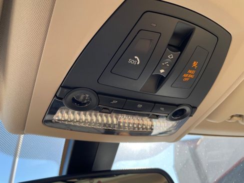 Used 2015 BMW 528i Sedan image 48