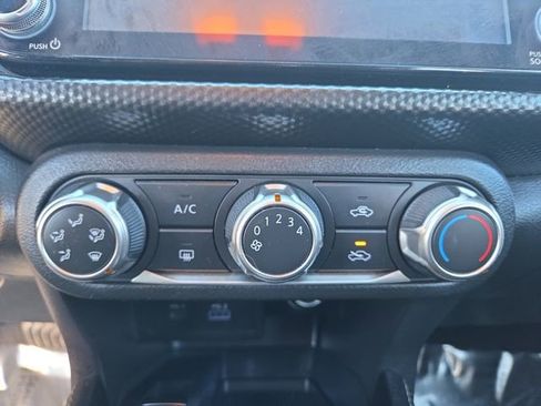 Used 2023 Nissan Kicks SV image 24