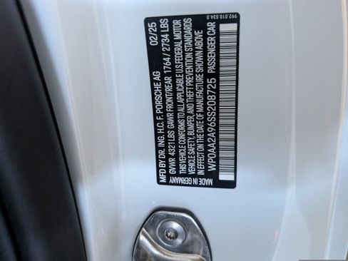 Used 2025 Porsche 911 Carrera image 45