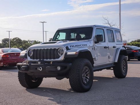 Used 2024 Jeep Wrangler Unlimited Rubicon 392 image 7