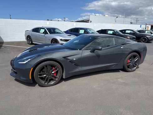 Used 2019 Chevrolet Corvette Stingray Coupe w/ Battery Protection Package RWD image 2