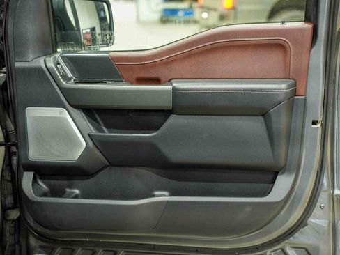 Used 2022 Ford F150 Lariat w/ Equipment Group 502A High image 16