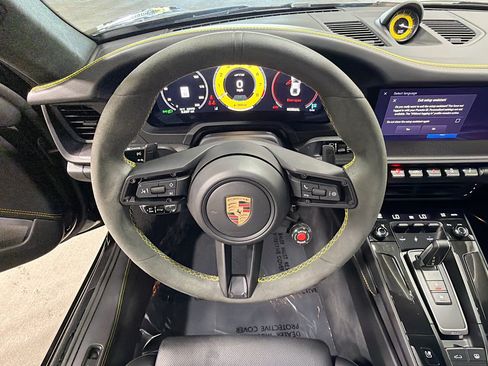 Certified 2026 Porsche 911 Carrera GTS RWD image 34