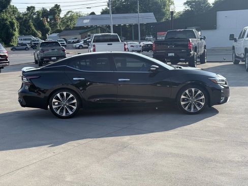 Used 2022 Nissan Maxima Platinum w/ Sport Mat Group image 11