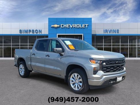 Used 2026 Chevrolet Silverado 1500 Custom RWD image 2