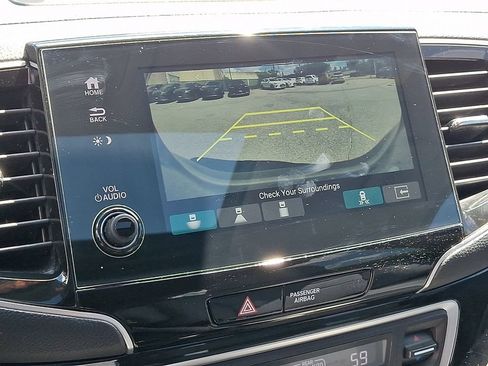 Used 2020 Honda Pilot Touring image 21