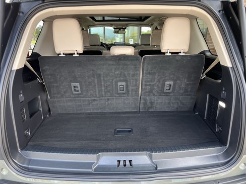 Used 2024 Ford Expedition Limited AWD/4WD image 60