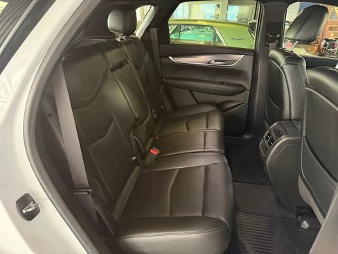 Used 2023 Cadillac XT5 Luxury AWD/4WD image 16