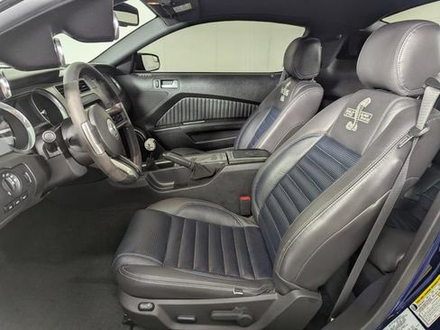 Used 2011 Ford Mustang Shelby GT500 RWD image 18