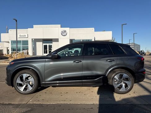 Used 2025 Audi Q6 e-tron Premium Plus w/ Premium Plus image 2