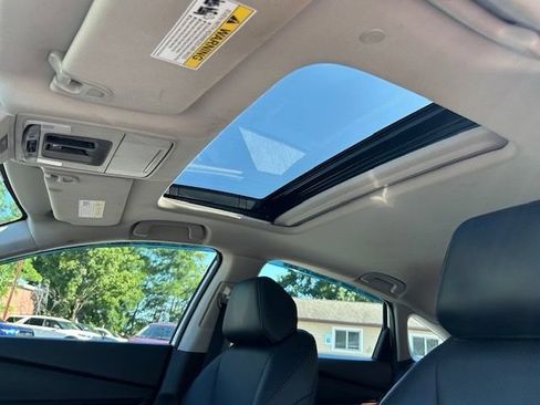 Used 2023 Honda Accord Touring image 12