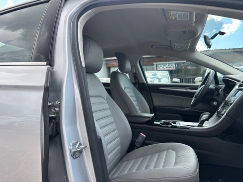 Used 2015 Ford Fusion S FWD image 13