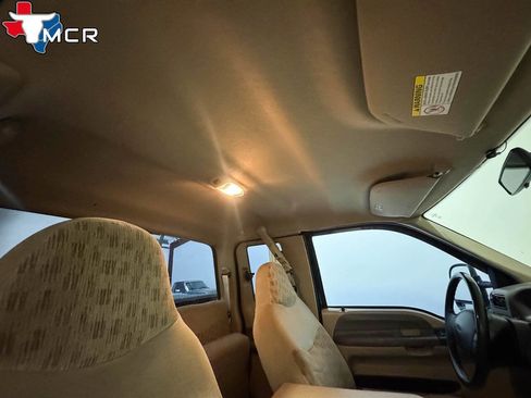 Used 2000 Ford F250 XLT image 22