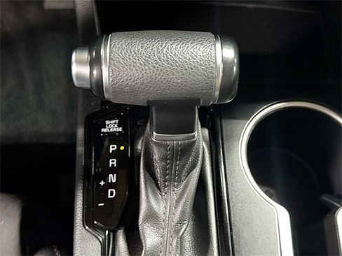 Used 2021 Kia K5 LXS image 16