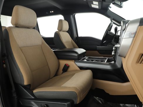 Certified 2022 Ford F150 XLT w/ Equipment Group 302A High image 23