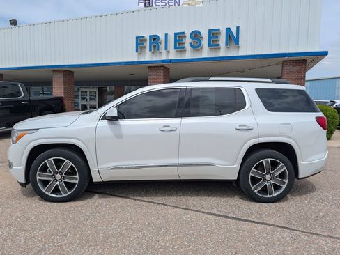 Used 2017 GMC Acadia Denali w/ Technology Package AWD/4WD image 2