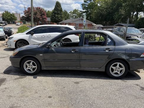 Used 2004 Mitsubishi Lancer OZ Rally FWD image 7