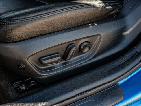 Used 2020 Toyota Camry LE image 36