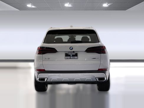 Used 2026 BMW X5 sDrive40i w/ Climate Comfort Package image 10