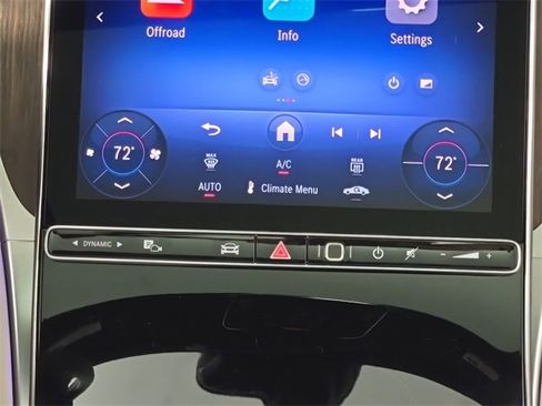 Used 2026 Mercedes-Benz GLC 300 4MATIC image 22