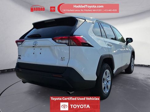 Certified 2024 Toyota RAV4 LE AWD/4WD image 6