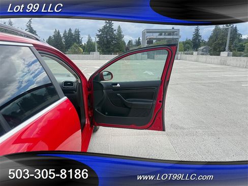 Used 2013 Volkswagen Jetta TDI FWD image 37