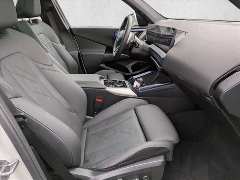 Used 2025 BMW X3 xDrive30i w/ Premium Package image 26