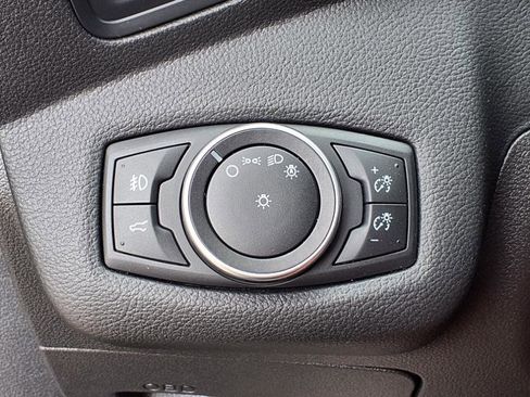 Used 2017 Ford Escape SE image 15