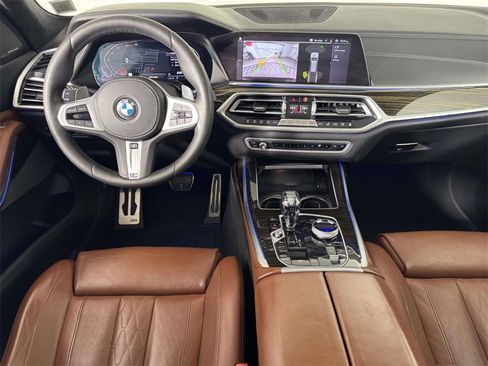 Used 2020 BMW X7 xDrive40i w/ M Sport Package image 5