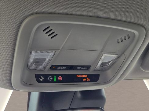 Used 2025 Chevrolet Malibu LT FWD image 27