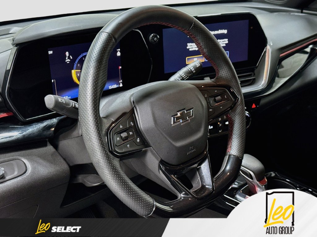 Used 2024 Chevrolet Trax RS w/ Driver Confidence Package FWD image 14