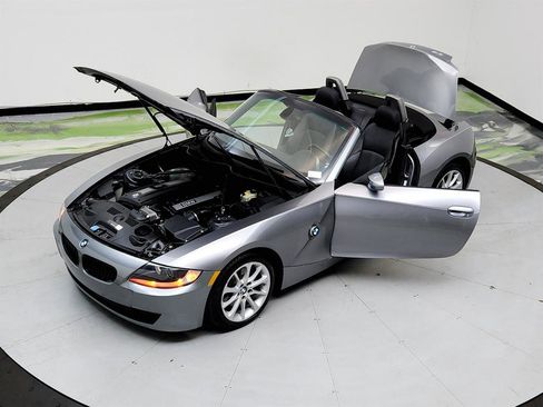 Used 2008 BMW Z4 3.0i image 30